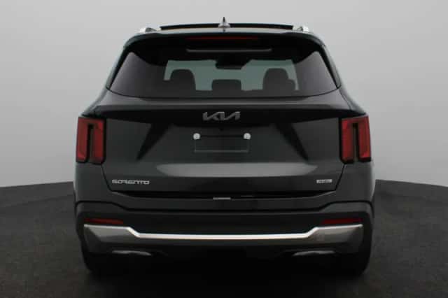 Kia Sorento (2026) thumbnail 5