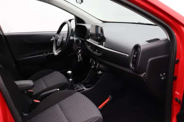 Kia Picanto (2024) thumbnail 29