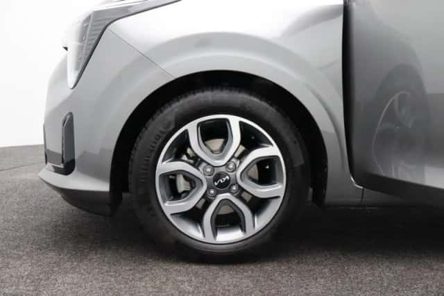 Kia Picanto (2025) thumbnail 17