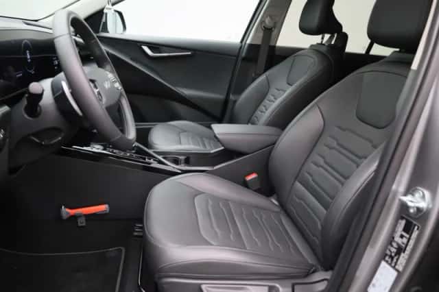 Kia Niro (2025) thumbnail 13