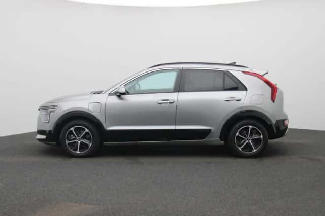 Kia Niro (2025) thumbnail 6