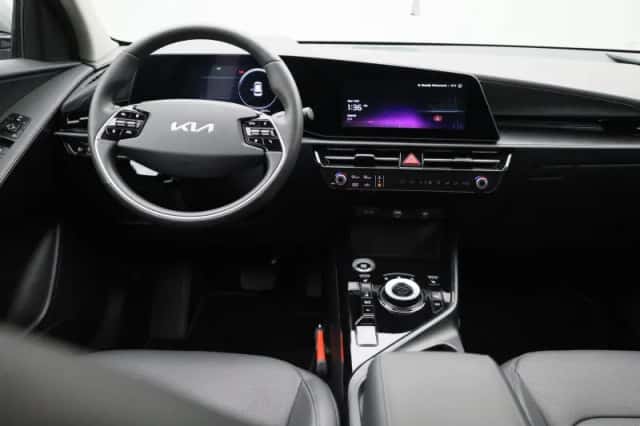 Kia Niro (2025) thumbnail 9