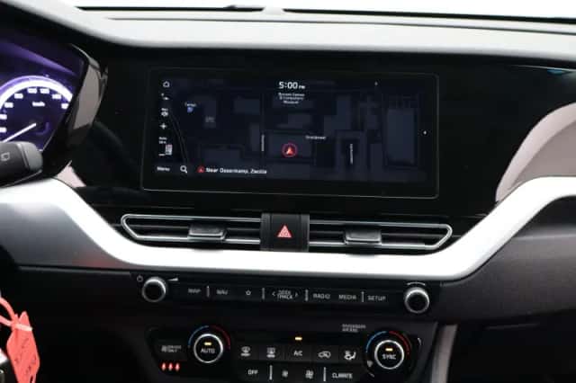 Kia Niro (2021) thumbnail 11