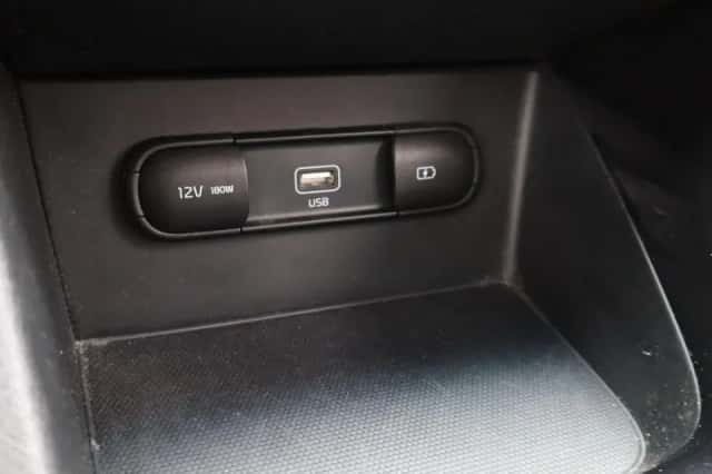 Kia Niro (2021) thumbnail 23