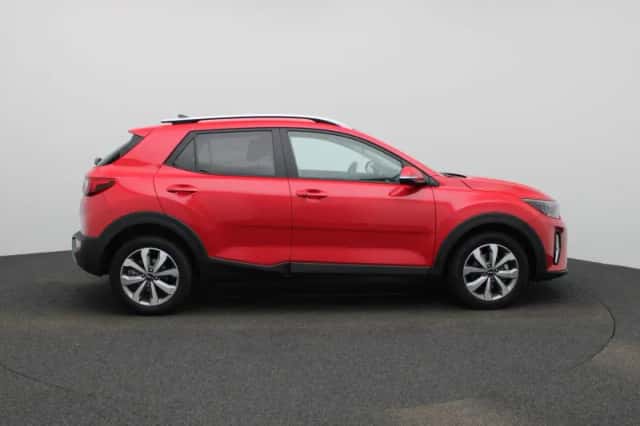 Kia Stonic (2025) thumbnail 8
