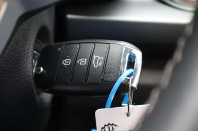 Kia Rio (2021) thumbnail 22