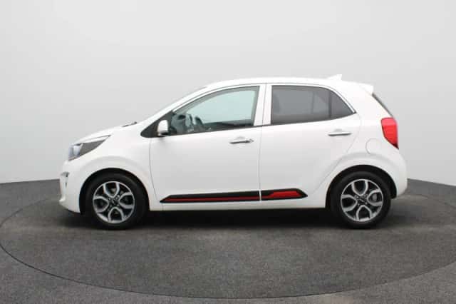 Kia Picanto (2023) thumbnail 6