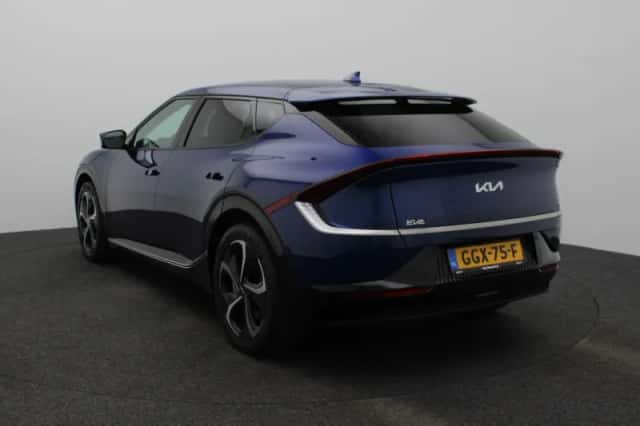 Kia EV6 (2024) thumbnail 4