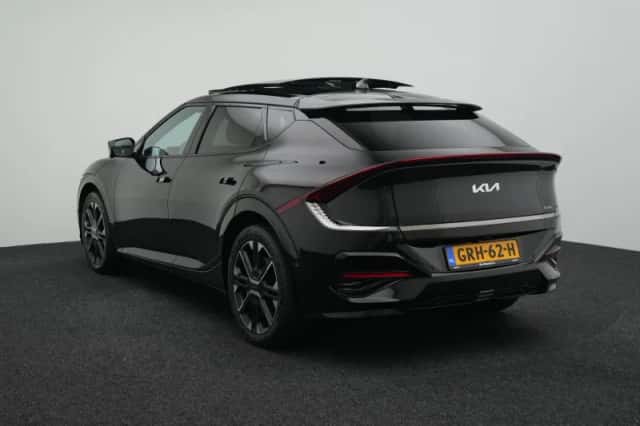 Kia EV6 (2024) thumbnail 4