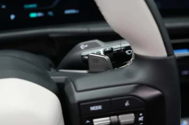 Kia EV6 (2024) thumbnail 34