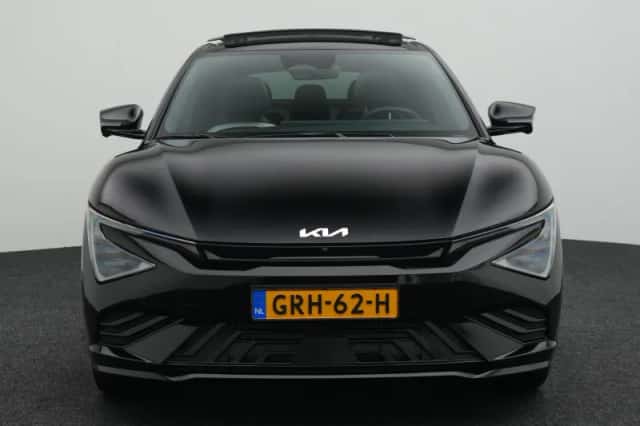 Kia EV6 (2024) thumbnail 5