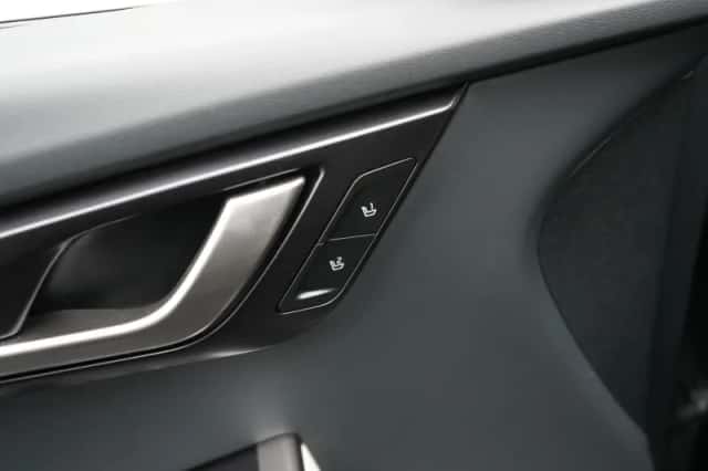 Kia EV6 (2024) thumbnail 43