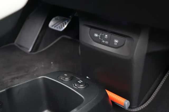Kia EV6 (2024) thumbnail 45