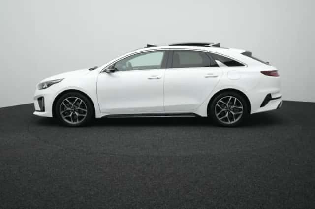 Kia Proceed (2019) thumbnail 6
