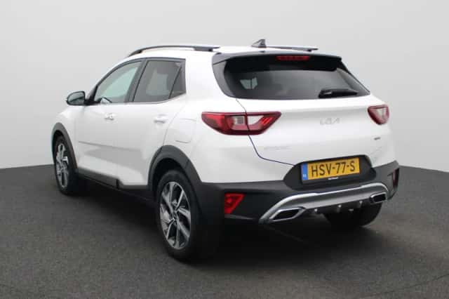 Kia Stonic (2025) thumbnail 4