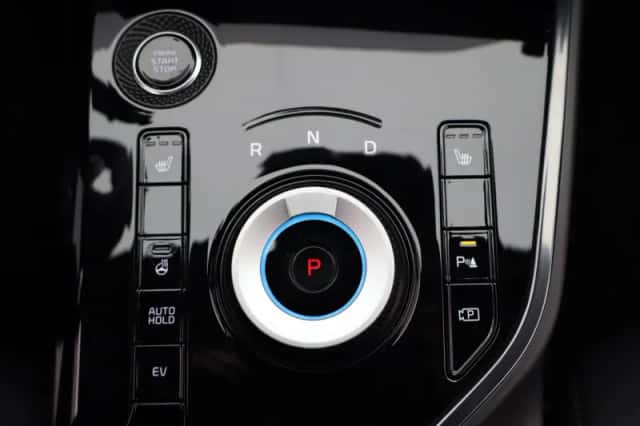 Kia Niro (2022) thumbnail 25