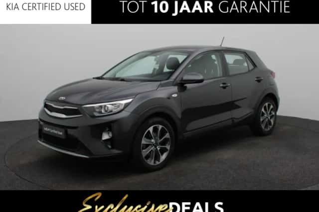 Kia Stonic (2018) thumbnail 1