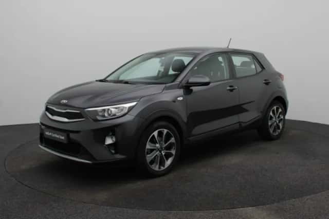 Kia Stonic (2018) thumbnail 1