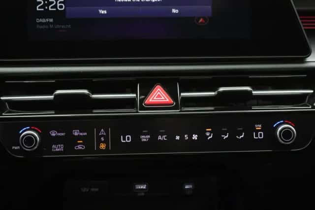 Kia Niro (2025) thumbnail 12