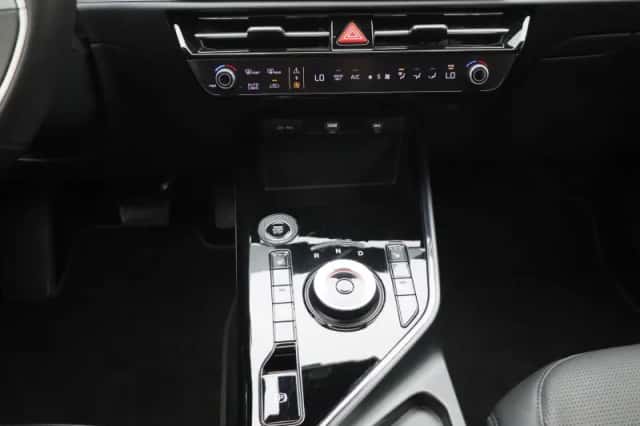 Kia Niro (2025) thumbnail 13