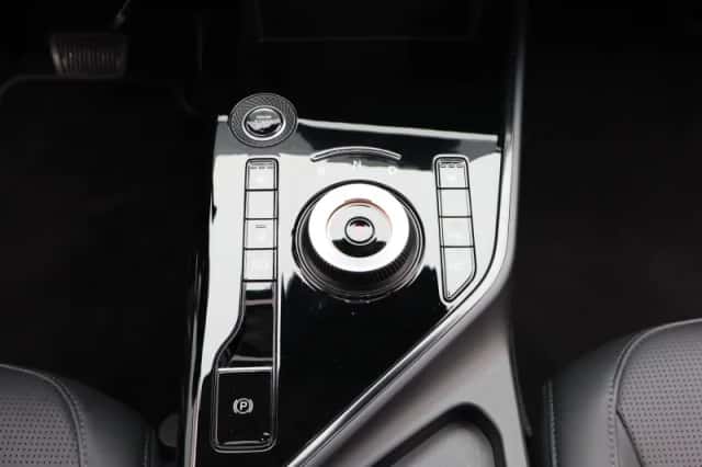 Kia Niro (2025) thumbnail 12