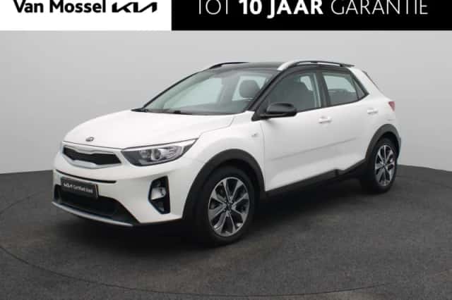 Kia Stonic (2020) thumbnail 1