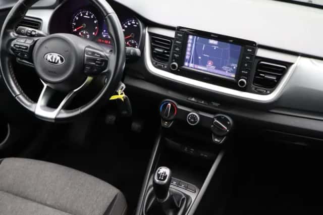 Kia Stonic (2020) thumbnail 30