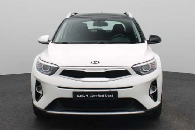 Kia Stonic (2020) thumbnail 4