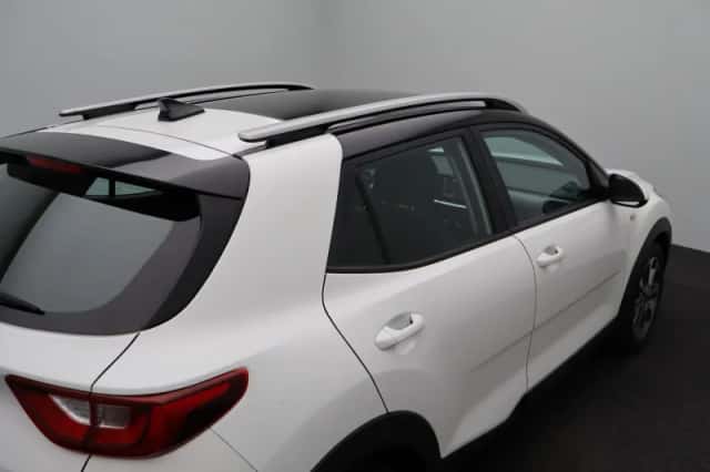 Kia Stonic (2020) thumbnail 39