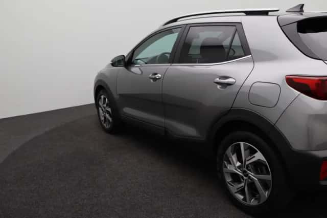 Kia Stonic (2024) thumbnail 36