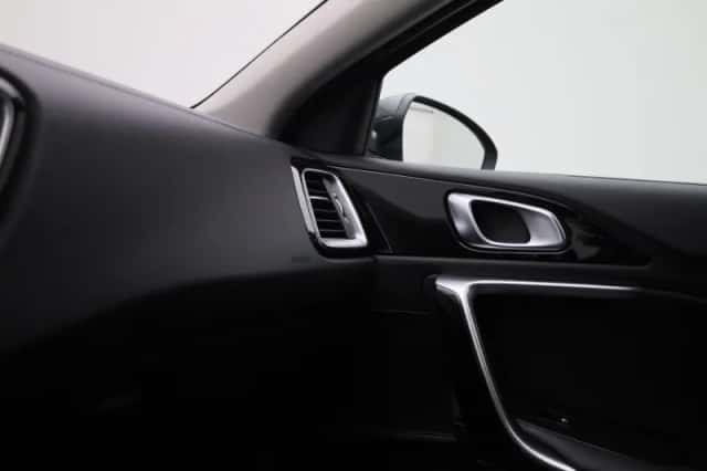 Kia Ceed Sportswagon (2024) thumbnail 27