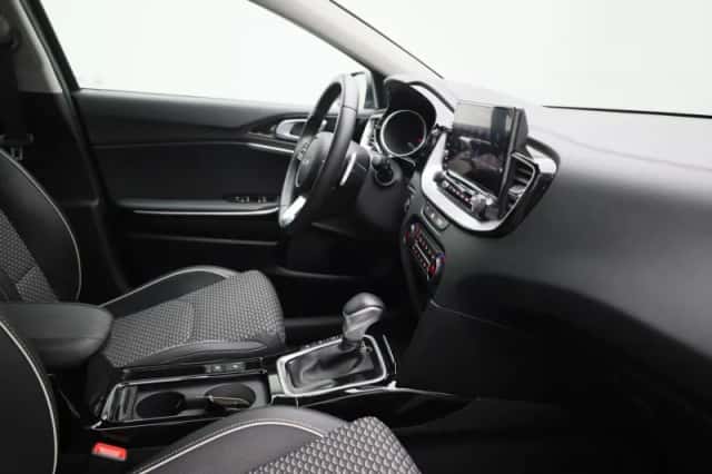 Kia Ceed Sportswagon (2024) thumbnail 32
