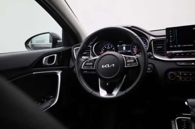 Kia Ceed Sportswagon (2024) thumbnail 10