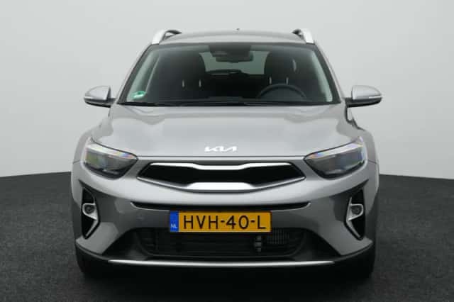 Kia Stonic (2025) thumbnail 5