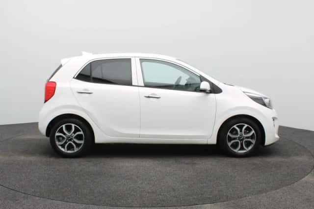 Kia Picanto (2022) thumbnail 6