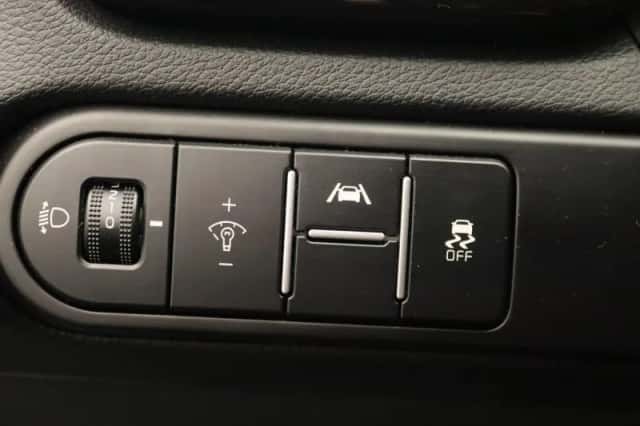 Kia Ceed (2025) thumbnail 23