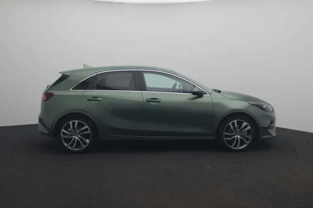 Kia Ceed (2025) thumbnail 8