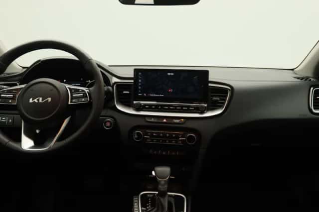 Kia Ceed (2025) thumbnail 9