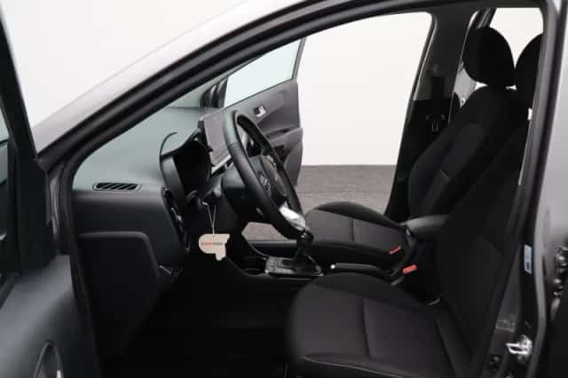 Kia Picanto (2024) thumbnail 11