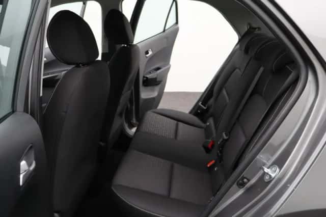 Kia Picanto (2024) thumbnail 12