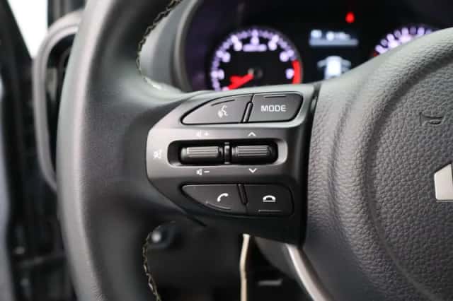 Kia Picanto (2024) thumbnail 18
