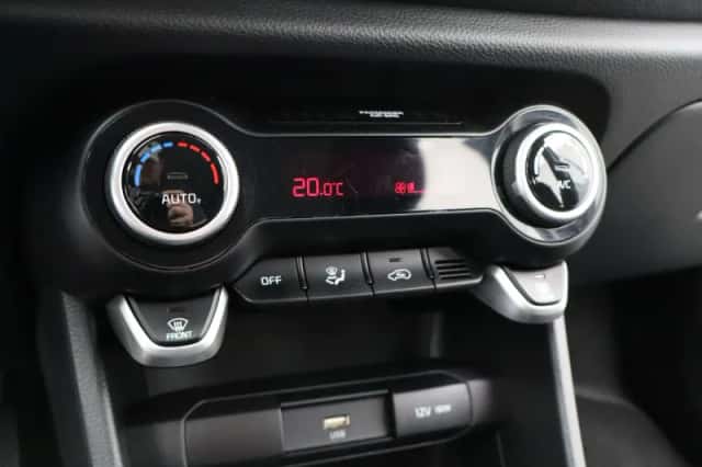 Kia Picanto (2024) thumbnail 20