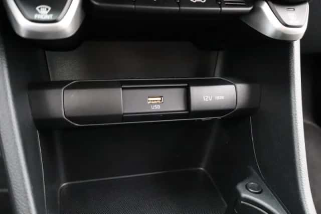 Kia Picanto (2024) thumbnail 21