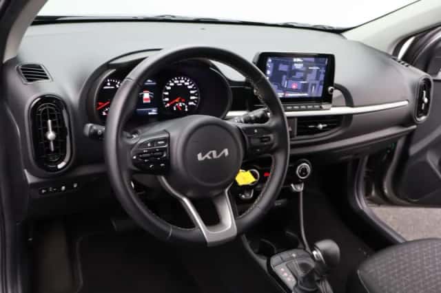 Kia Picanto (2024) thumbnail 25