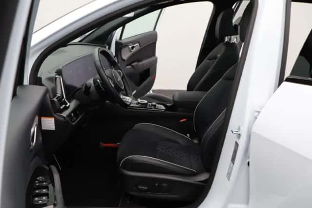 Kia Sportage (2024) thumbnail 11