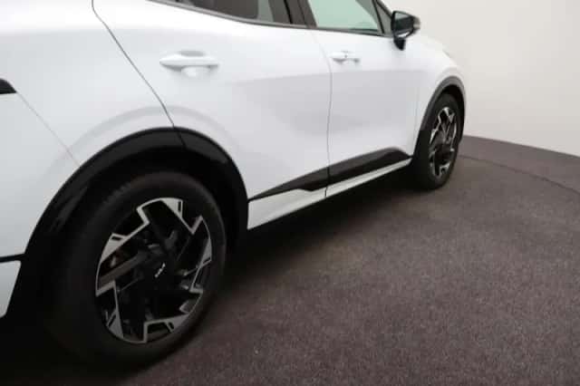 Kia Sportage (2024) thumbnail 44
