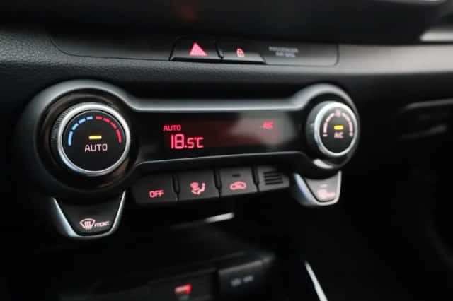 Kia Stonic (2025) thumbnail 24