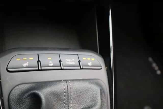 Kia Stonic (2025) thumbnail 25