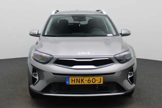 Kia Stonic (2025) thumbnail 5