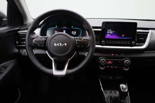 Kia Stonic (2025) thumbnail 9